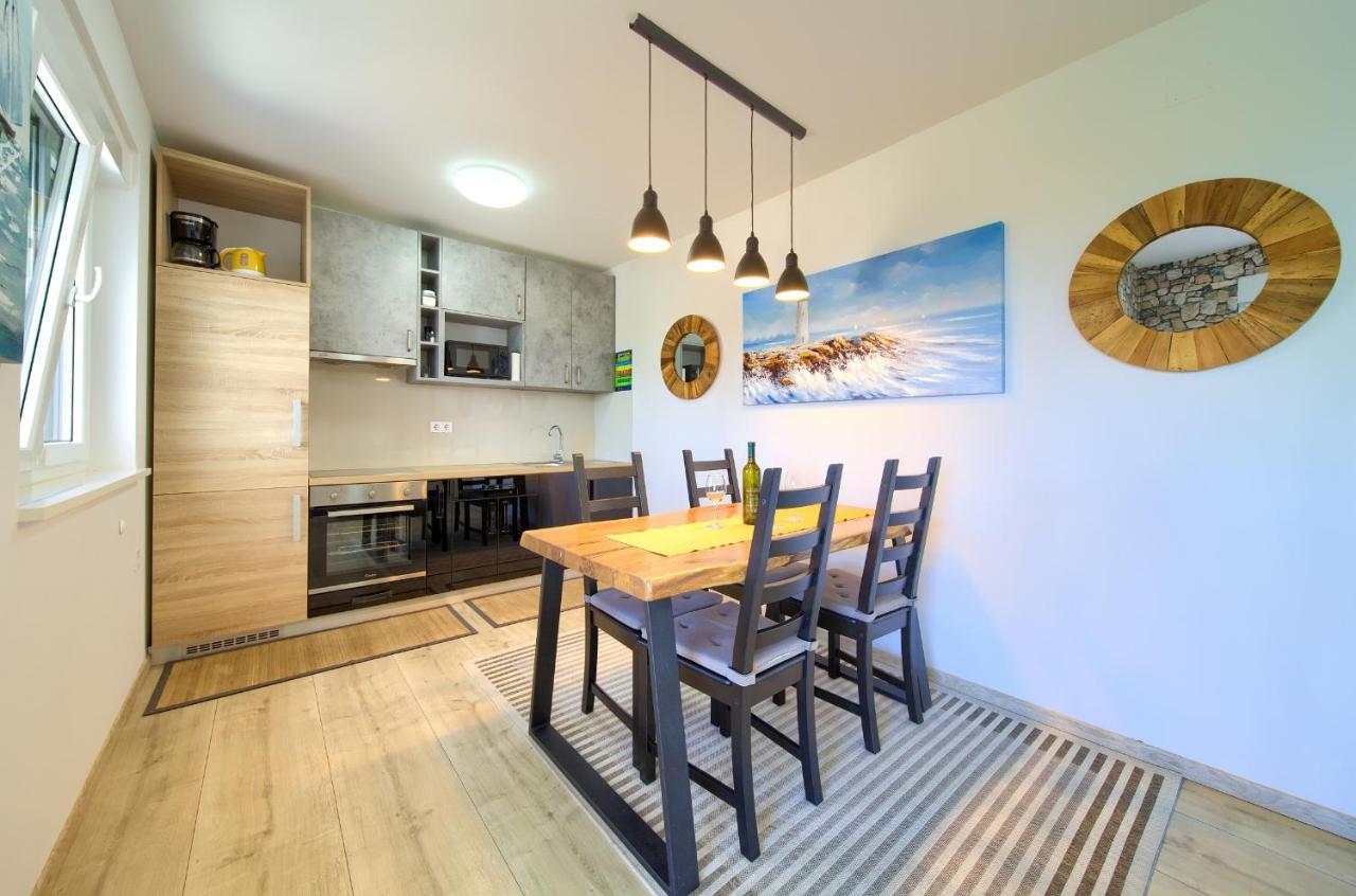 Apartments Nadica Deluxe 马林斯卡 外观 照片